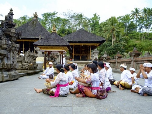 TIRTA EMPUL聖泉：巴厘島的神聖淨化池