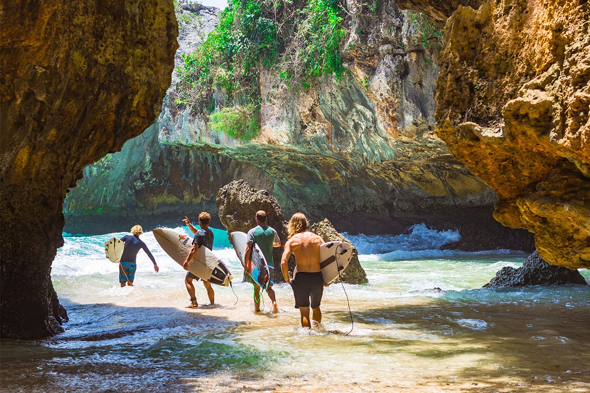  Bali Tourism Not Bothered by Black Smoke