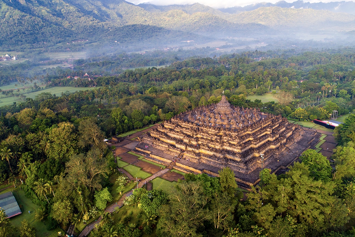 Express Your Gratitude through Virtual Postcard from Indonesia on International Friendship Day